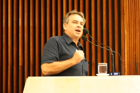 Mais de 100 mil pessoas participam da 9ª edição do 1º de Maio Solidário da Força Sindical PR